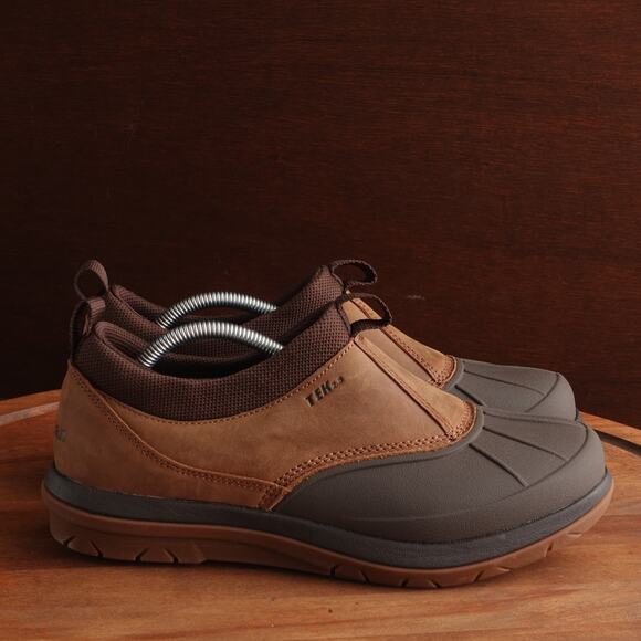 LL Bean Boots Womens SZ 7 Brown Storm Chaser Tek 2.5 Leather Low Duck Waterproof - Picture 1 of 13